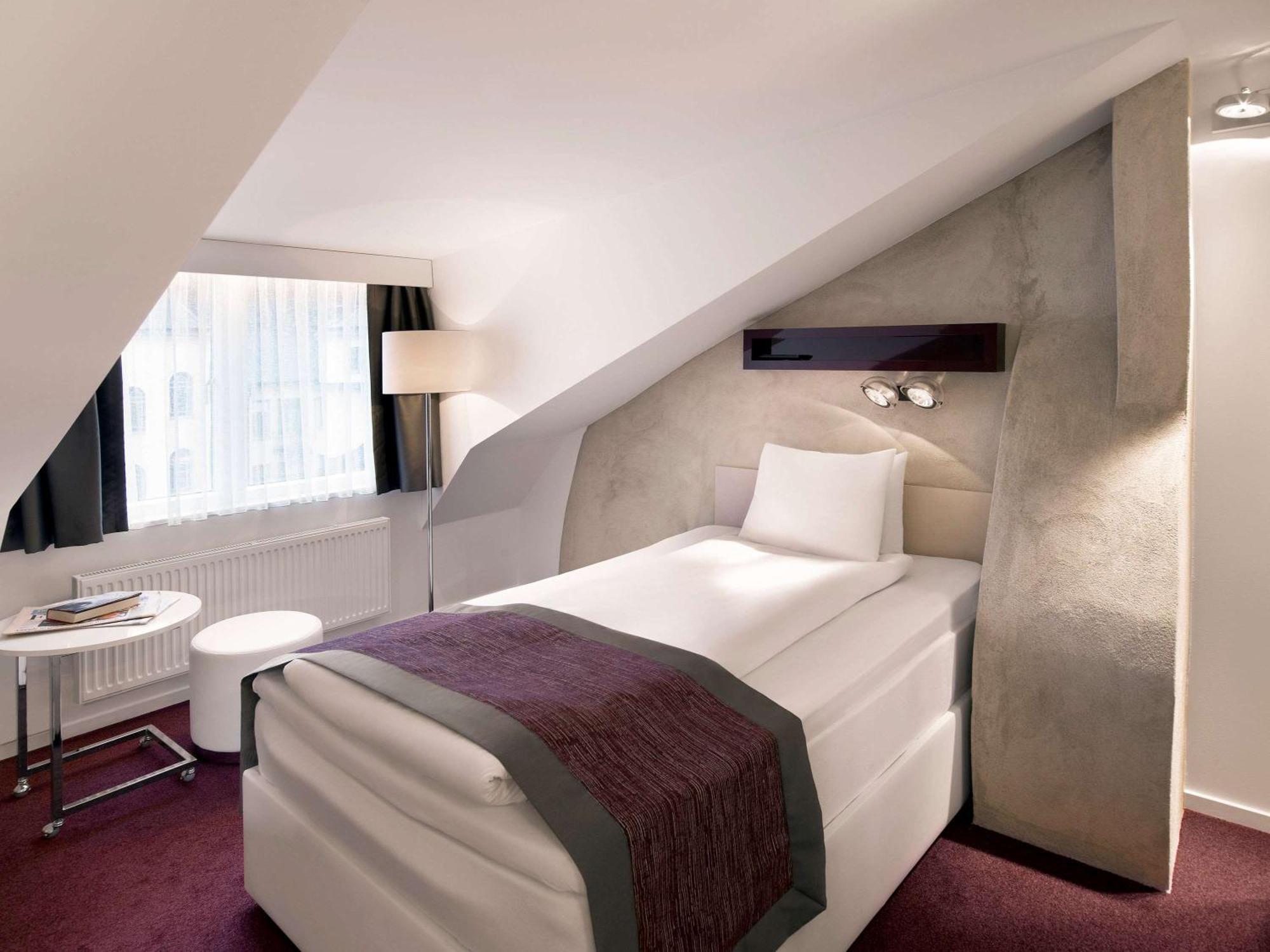 Standard Single Room,1275298849:JPEG